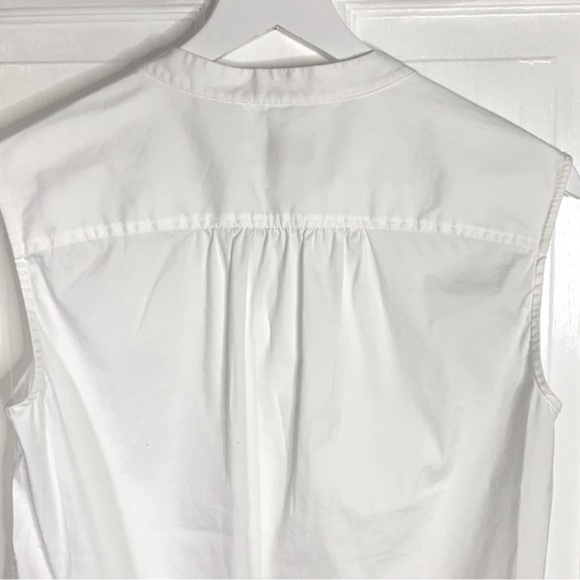 🐳BNWOT Vineyard Vines Poplin Popover Sleeveless V-neck Tie Blouse! - Picture 6 of 8
